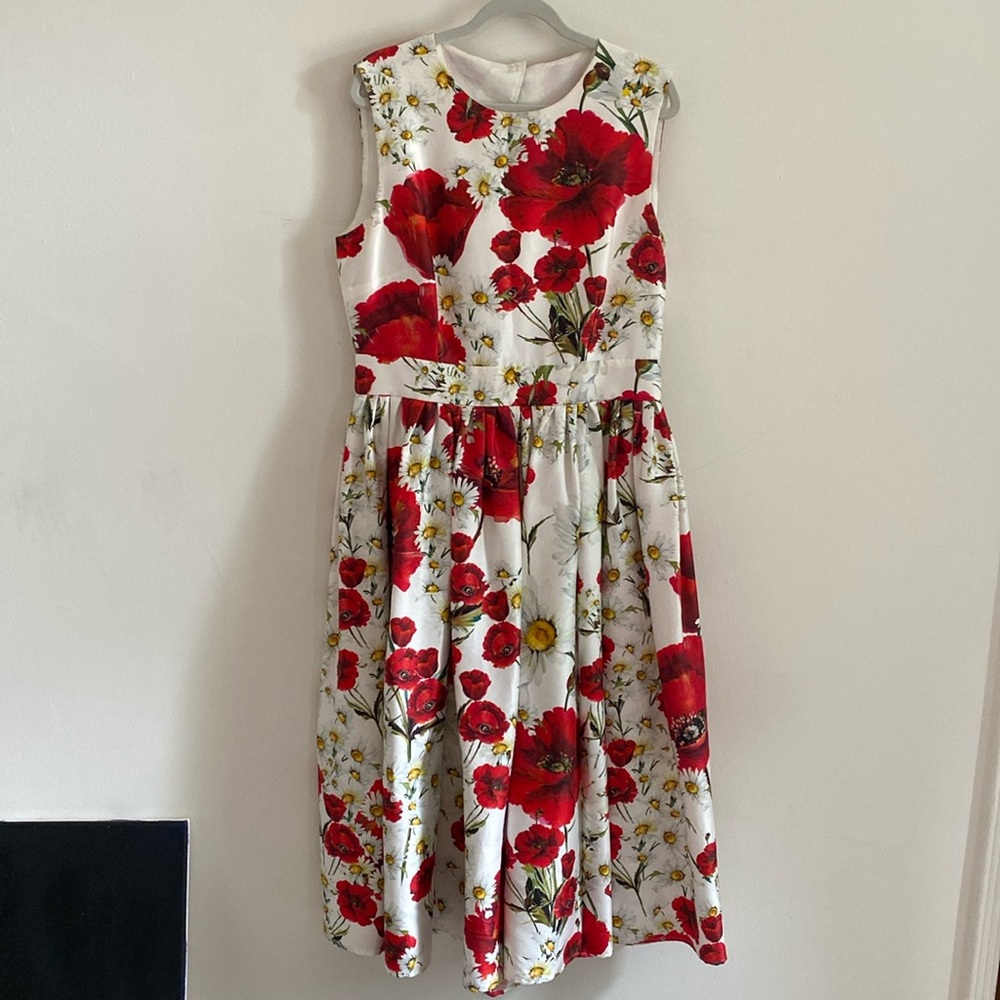 Dolce & Gabbana Open Back Poppy & Daisy Cady Sheath Dress